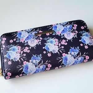 NWT RAMPAGE floral wallet